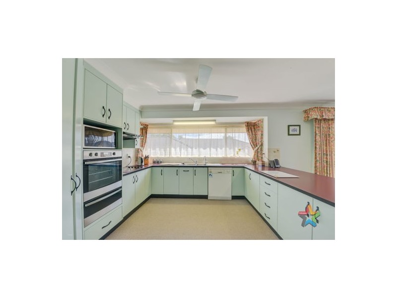 27 Caloola Street, Tamworth NSW 2340