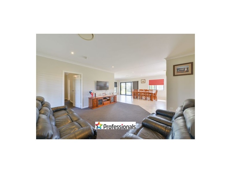648 Moore Creek Road, Tamworth NSW 2340