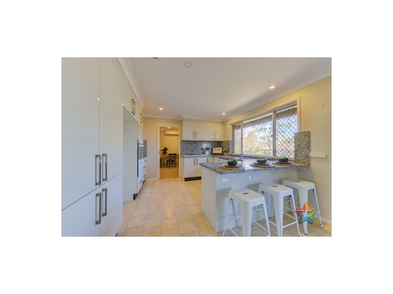 4 Waratah Place, Tamworth NSW 2340