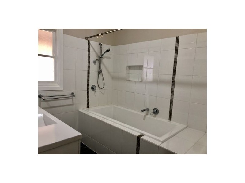 3 Bell Street, Tamworth NSW 2340