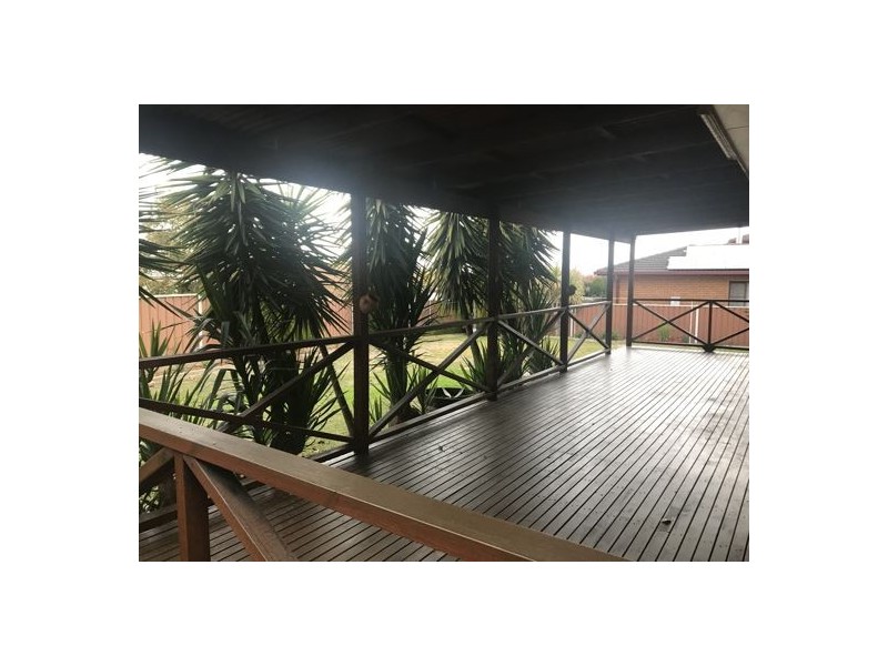 27 Bandalong Street, Tamworth NSW 2340