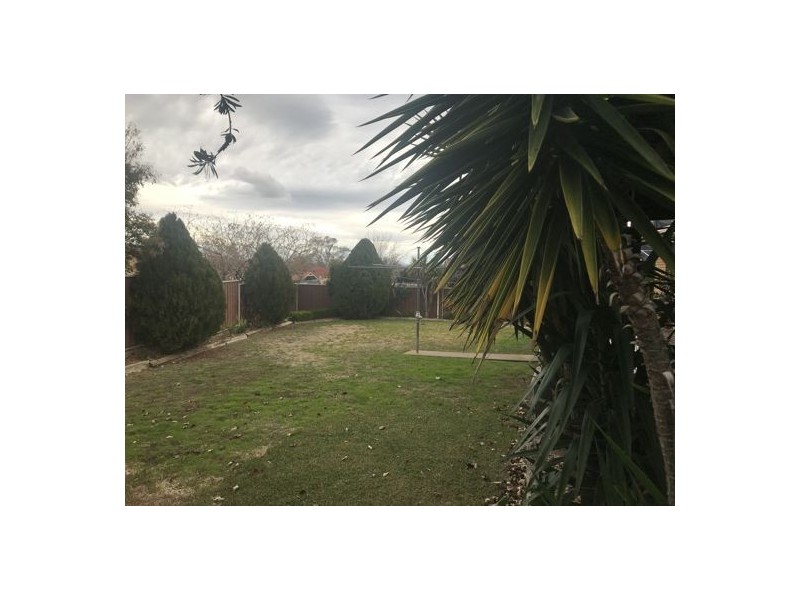 27 Bandalong Street, Tamworth NSW 2340