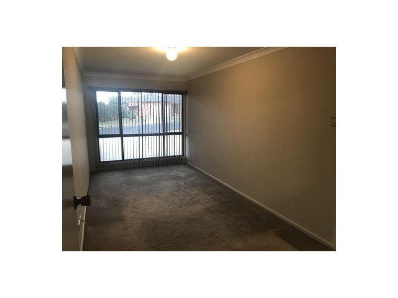 27 Bandalong Street, Tamworth NSW 2340