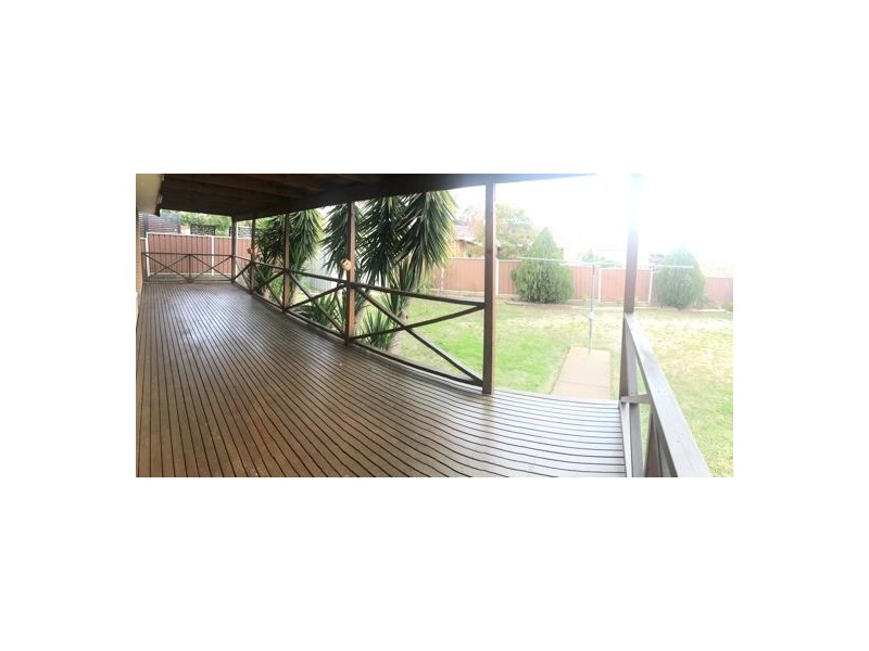 27 Bandalong Street, Tamworth NSW 2340