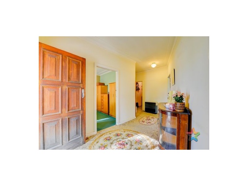 107 Robert Street, Tamworth NSW 2340