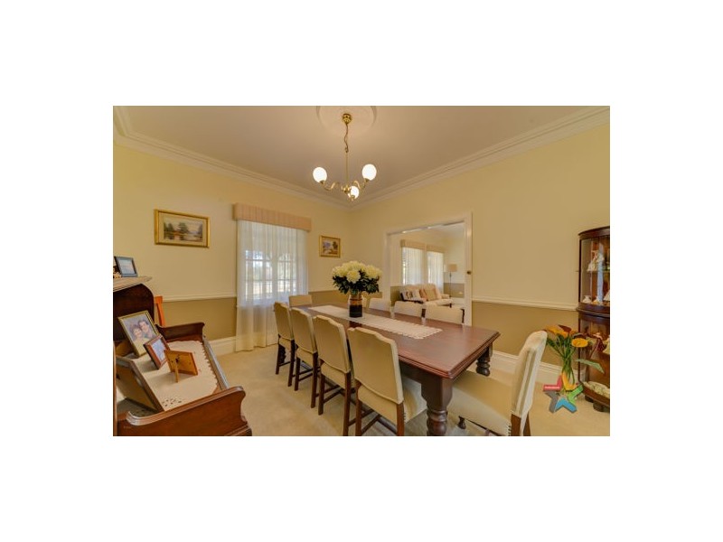 9 Ralfe Road, Tamworth NSW 2340