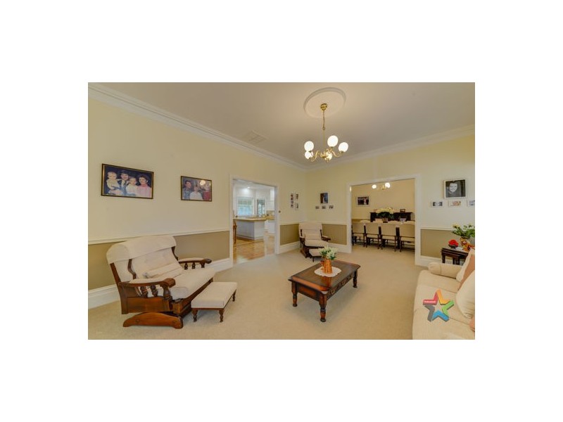 9 Ralfe Road, Tamworth NSW 2340