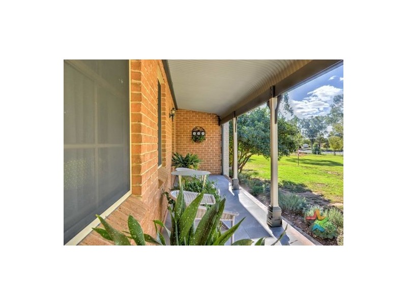 9 Ralfe Road, Tamworth NSW 2340
