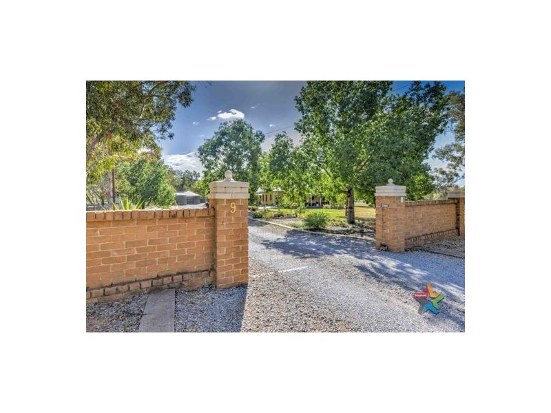 9 Ralfe Road, Tamworth NSW 2340