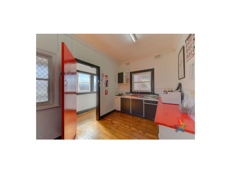 74 Belmore Street, Tamworth NSW 2340