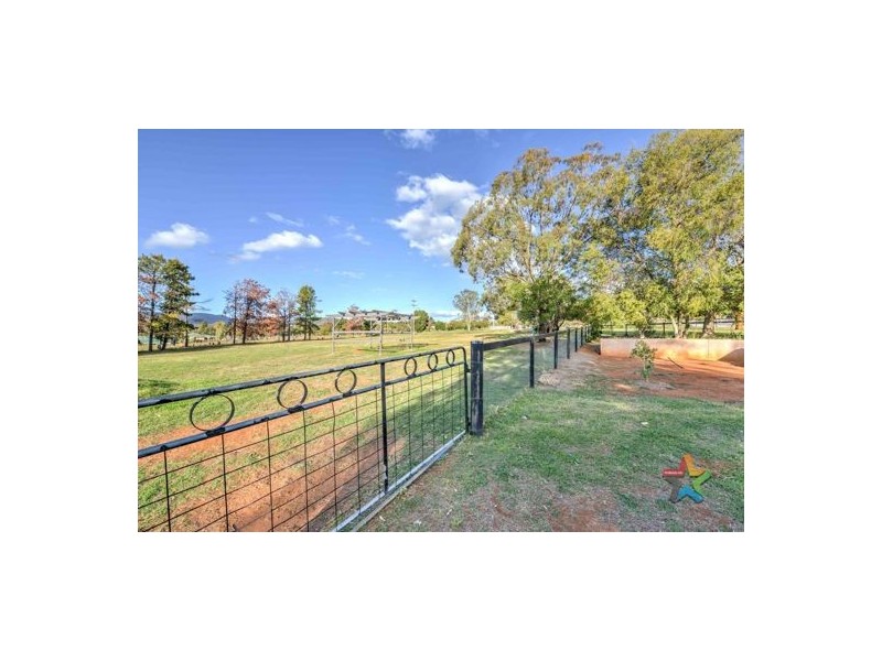 130 Tregarthen Road, Tamworth NSW 2340