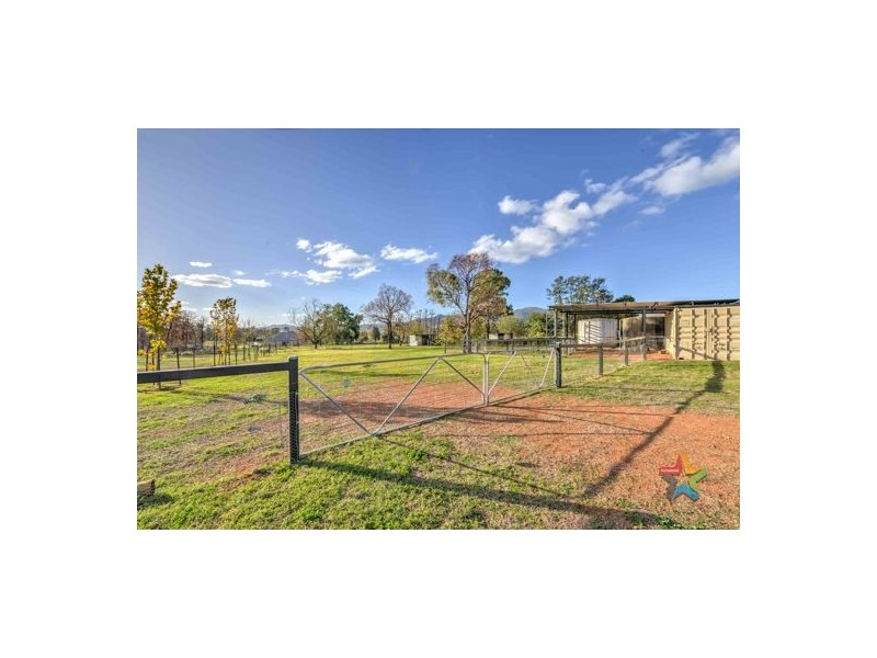 130 Tregarthen Road, Tamworth NSW 2340