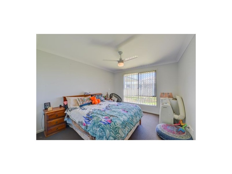 37 Tulipwood Crescent, Tamworth NSW 2340