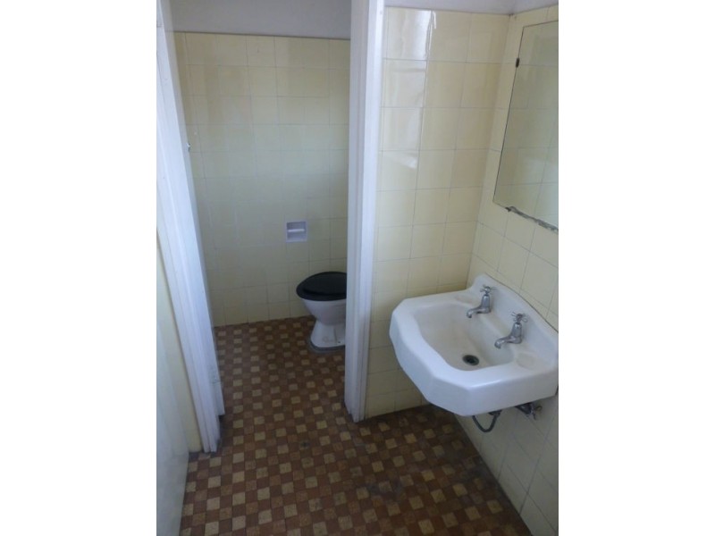 12A First Floor Bourke Street & Residence on 2nd floor, Tamworth NSW 2340