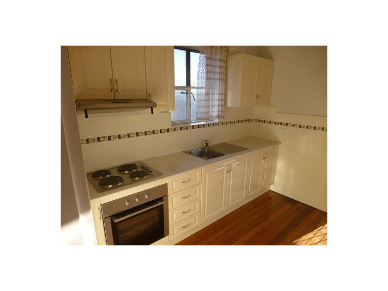 12A First Floor Bourke Street & Residence on 2nd floor, Tamworth NSW 2340
