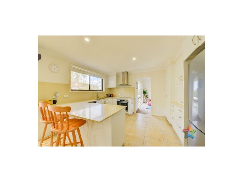 4 Woodburn Way, Tamworth NSW 2340