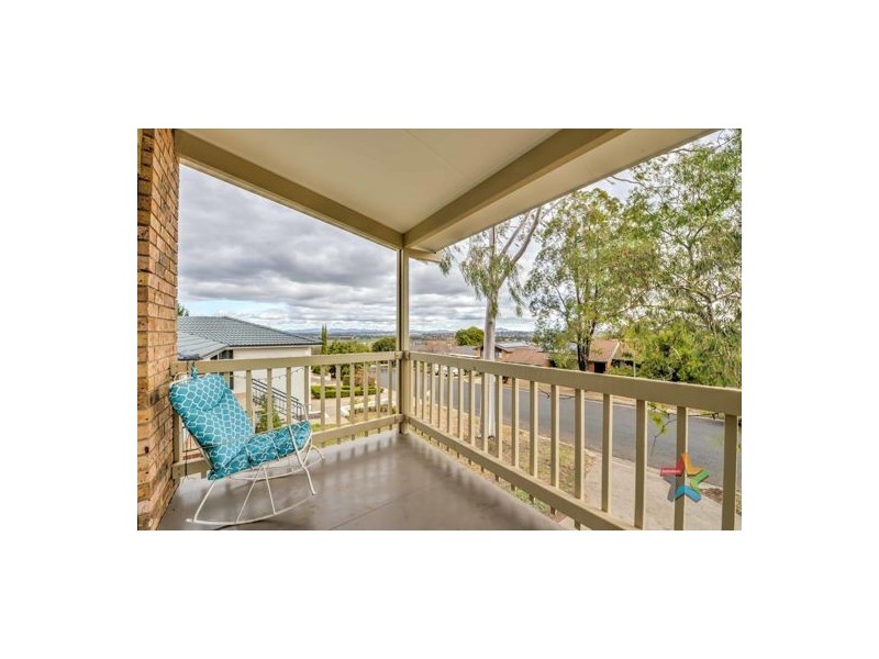 4 Woodburn Way, Tamworth NSW 2340