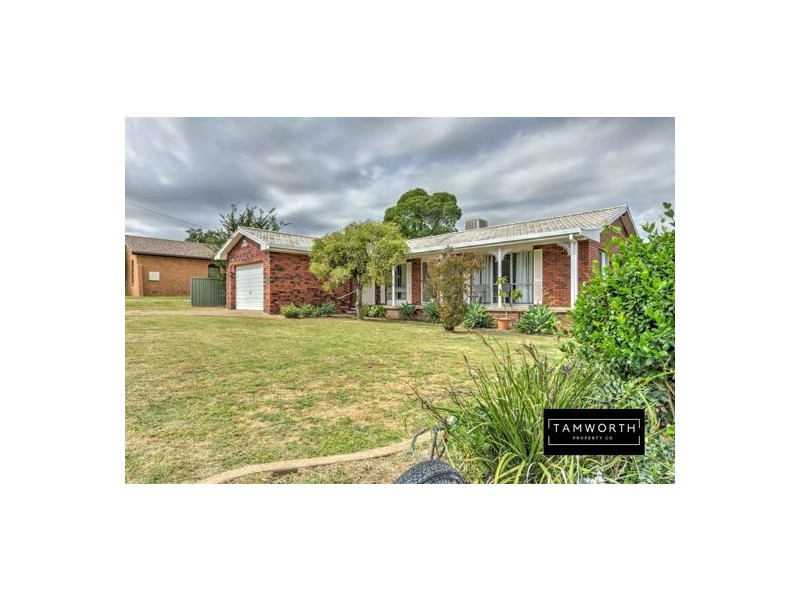 137 Hillvue Road, Tamworth NSW 2340