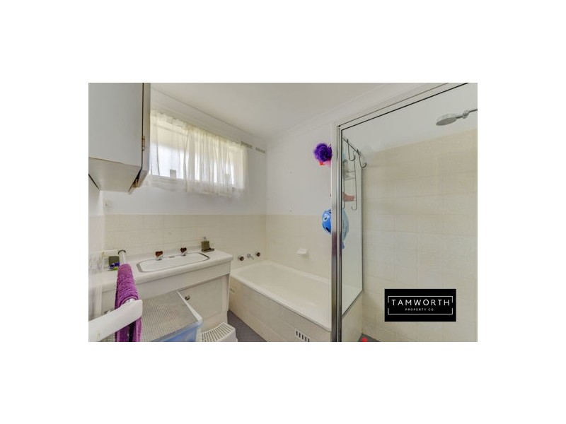 137 Hillvue Road, Tamworth NSW 2340