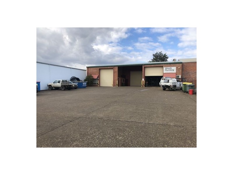 2/4 Cook Street, Tamworth NSW 2340