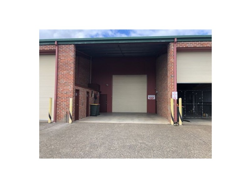 2/4 Cook Street, Tamworth NSW 2340