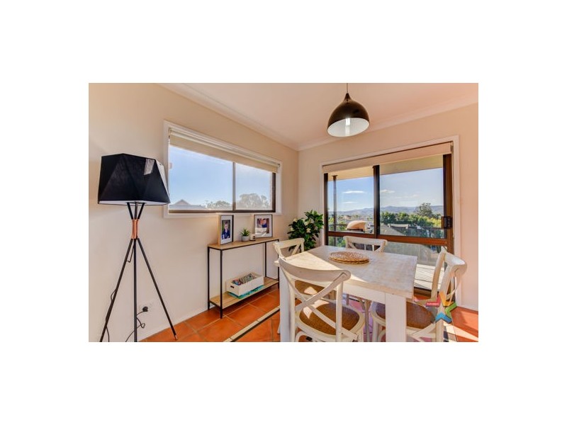 11 Caloola Street, Tamworth NSW 2340