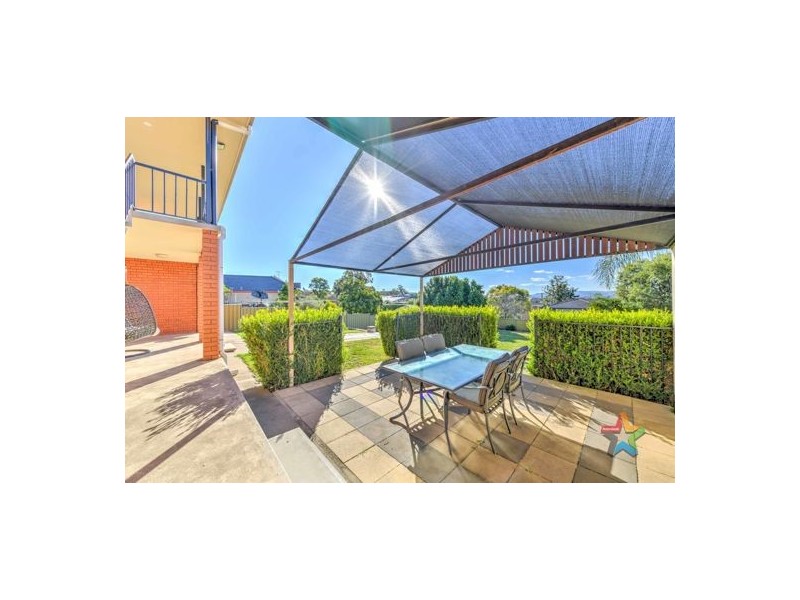 11 Caloola Street, Tamworth NSW 2340