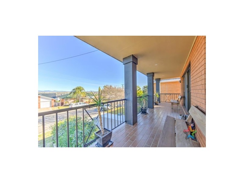 11 Caloola Street, Tamworth NSW 2340