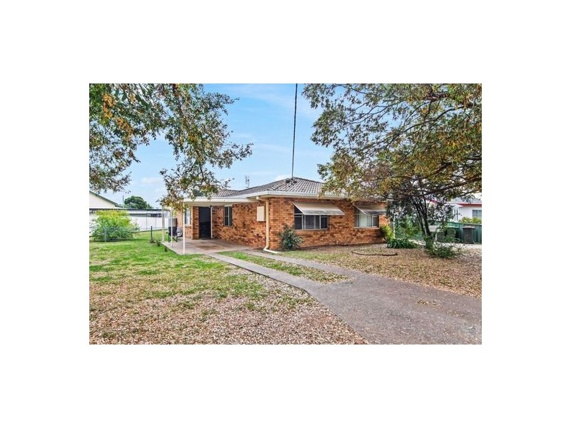 1 &2/10 Willow Street, Tamworth NSW 2340