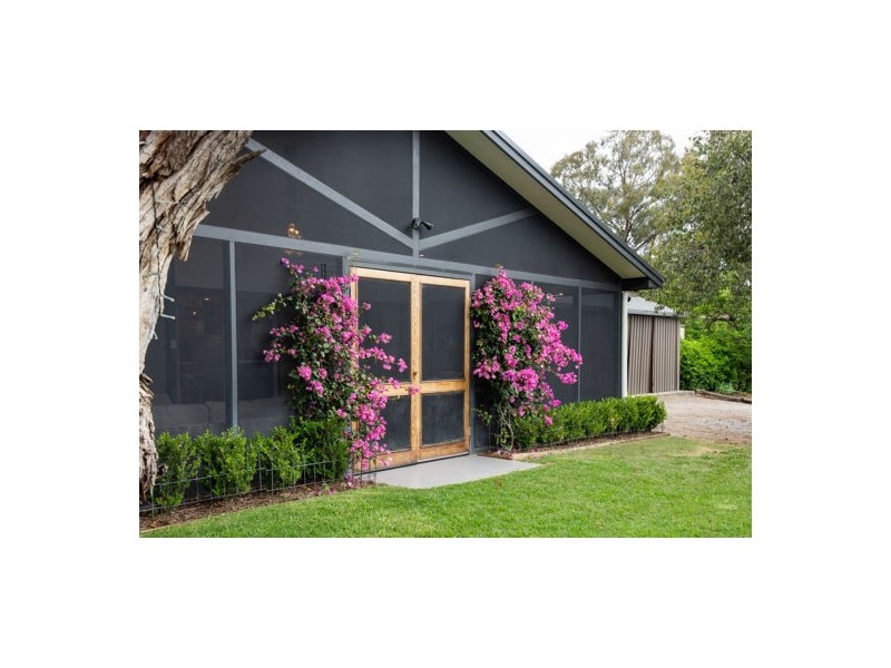 81 Dunoon Road, Tamworth NSW 2340