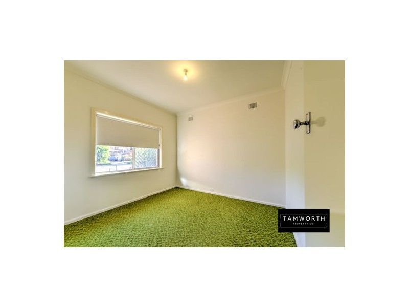 25 Elm Street, Tamworth NSW 2340