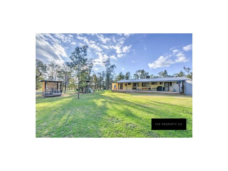 14 Cypress Pine Lane, Tamworth NSW 2340