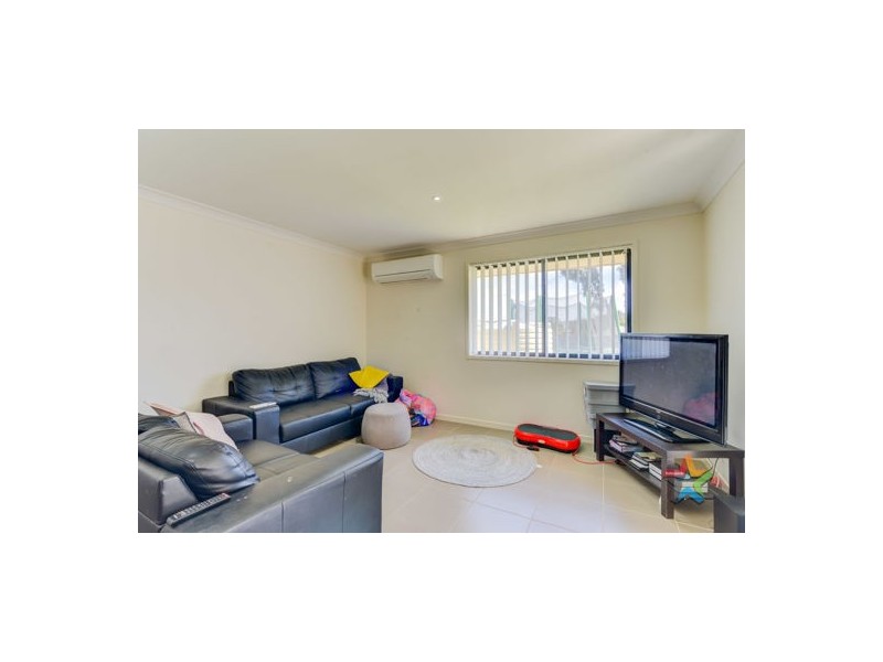 1 & 2/29 Kaputar Close, Tamworth NSW 2340