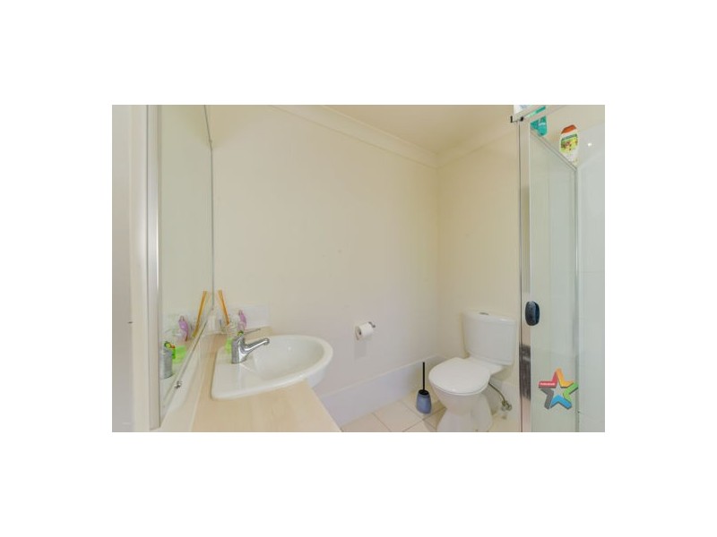 1 & 2/29 Kaputar Close, Tamworth NSW 2340