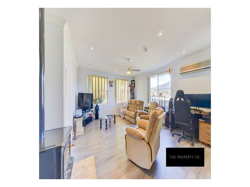 4 Garden Street, Kootingal NSW 2352