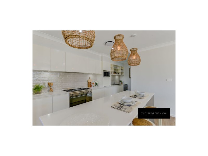 2 Bluebell Way, Tamworth NSW 2340