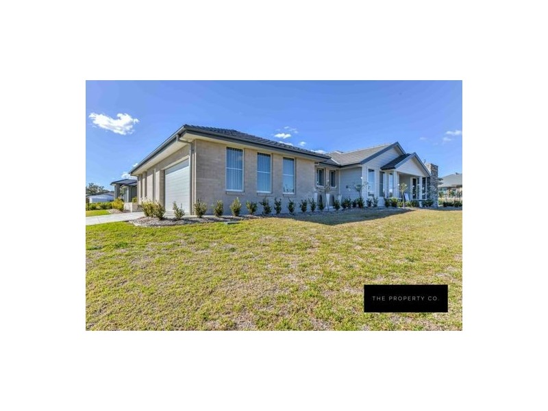 2 Bluebell Way, Tamworth NSW 2340