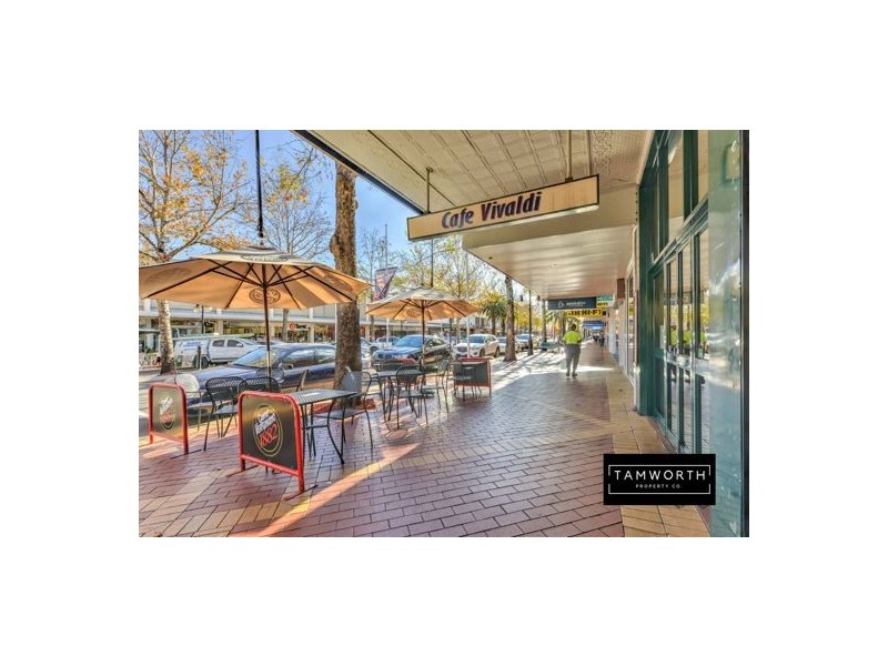 390 Peel Street, Tamworth NSW 2340