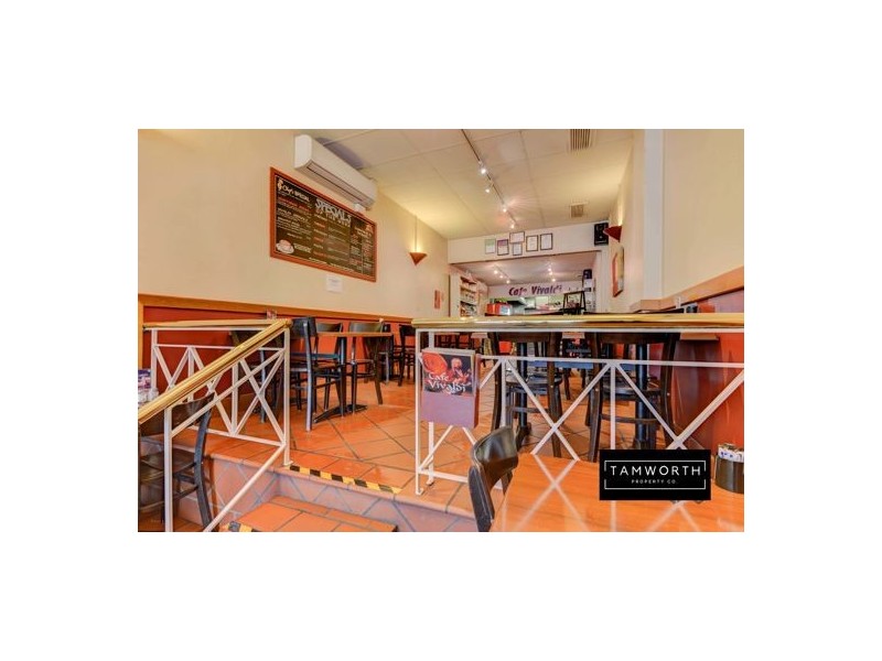 390 Peel Street, Tamworth NSW 2340