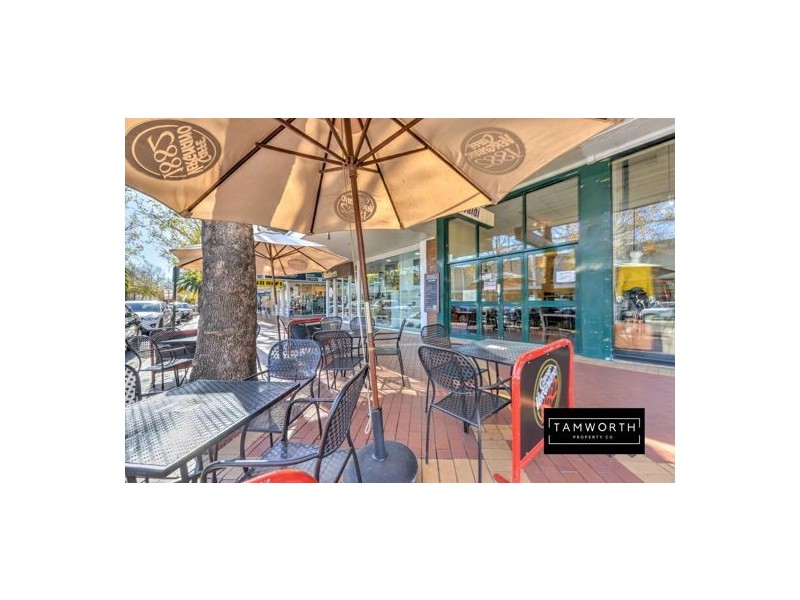 390 Peel Street, Tamworth NSW 2340