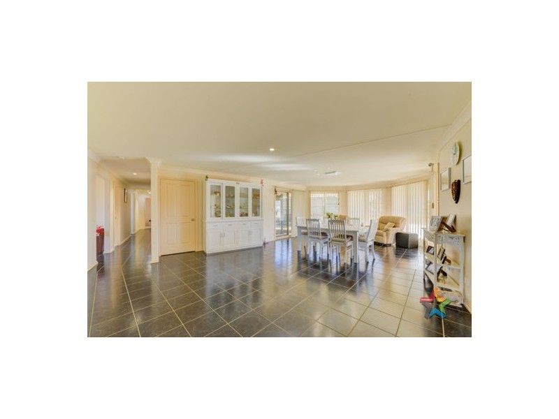 13 Ralfe Road, Tamworth NSW 2340