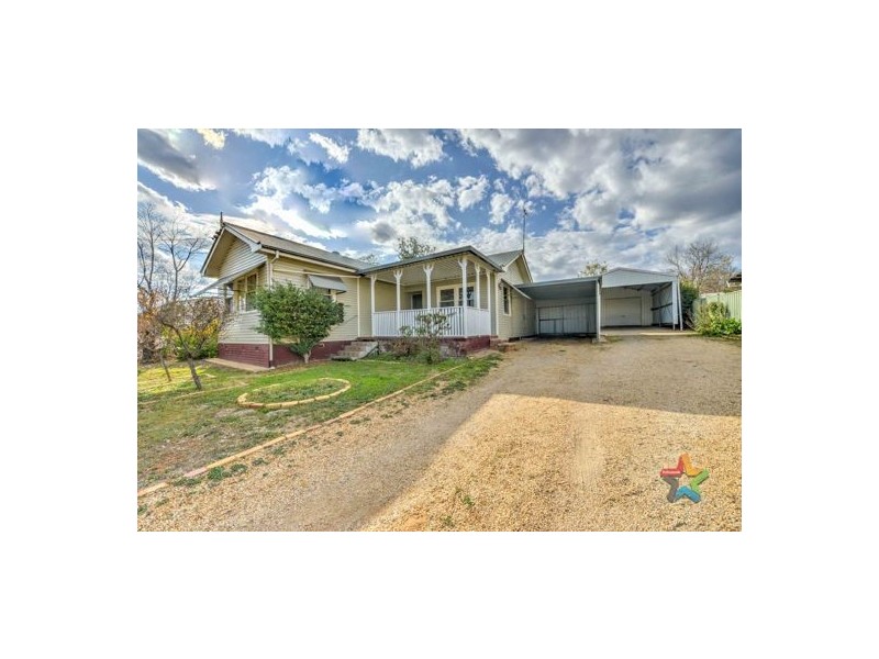 12 Patterson Street, Tamworth NSW 2340