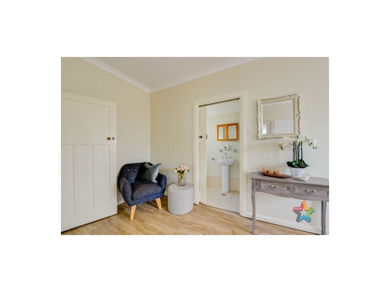 12 Patterson Street, Tamworth NSW 2340