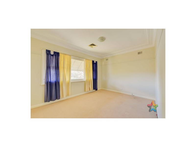 12 Patterson Street, Tamworth NSW 2340