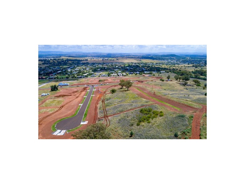 7 Dianella Close, Tamworth NSW 2340