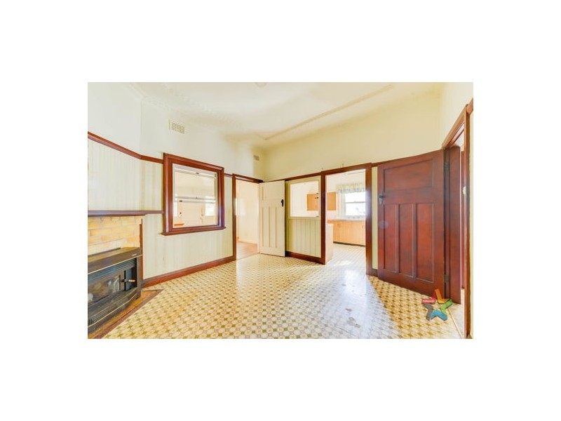 123 Denne Street, Tamworth NSW 2340