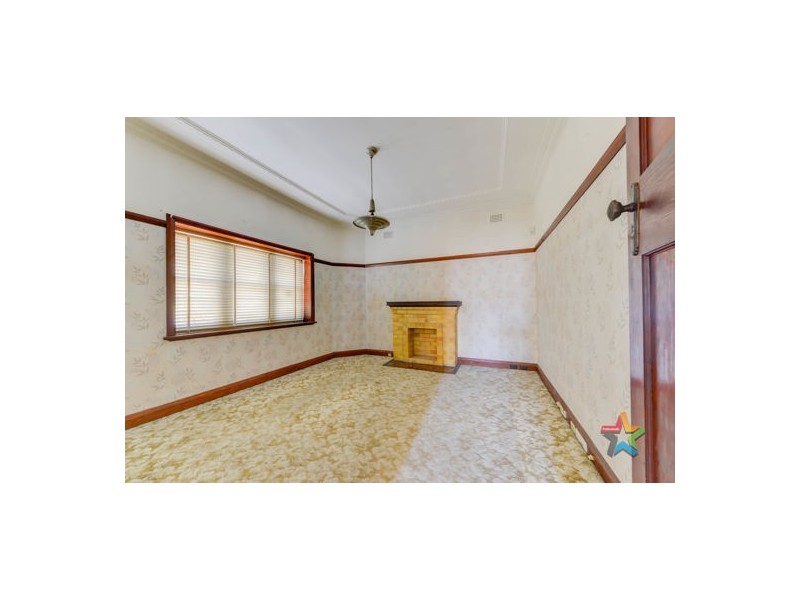 123 Denne Street, Tamworth NSW 2340