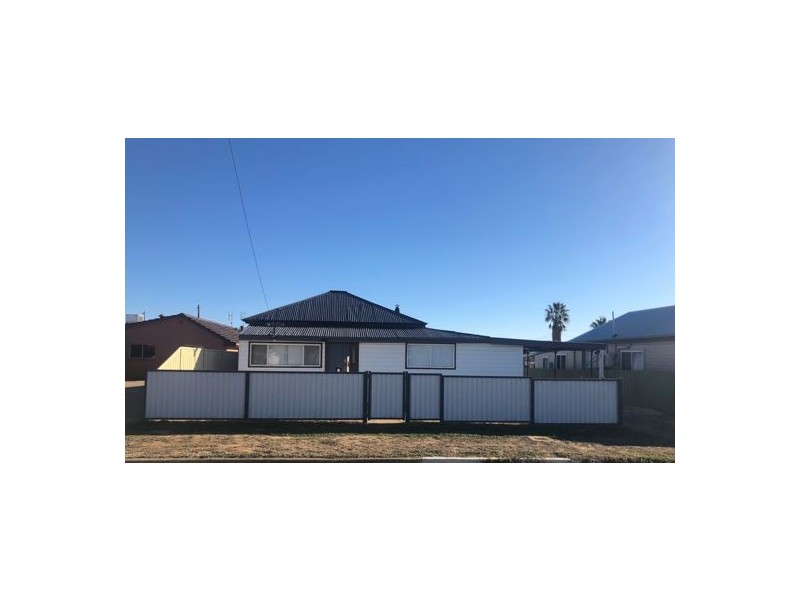 6 Lydia Street, Tamworth NSW 2340