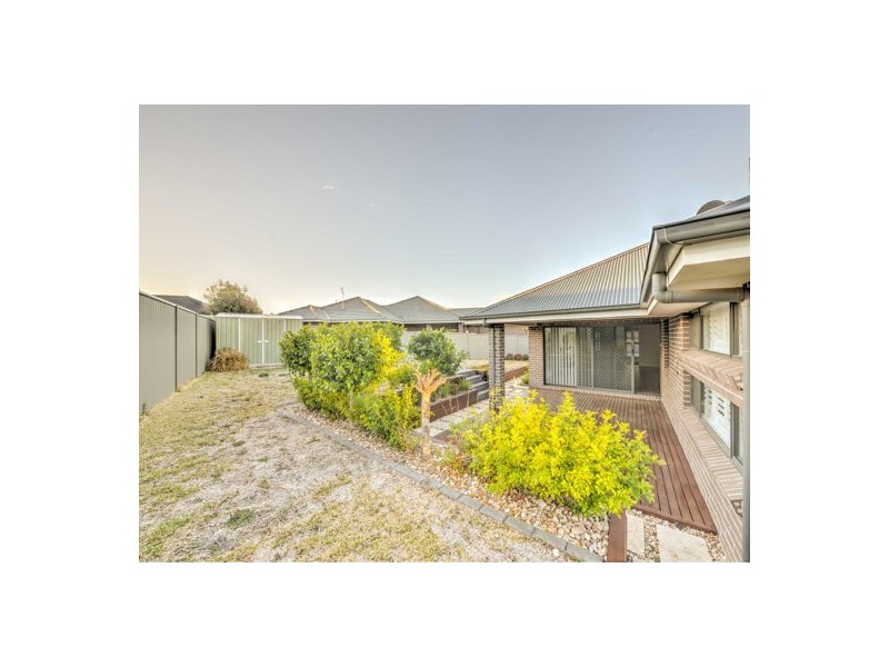 6 Sanctuary Place, Tamworth NSW 2340
