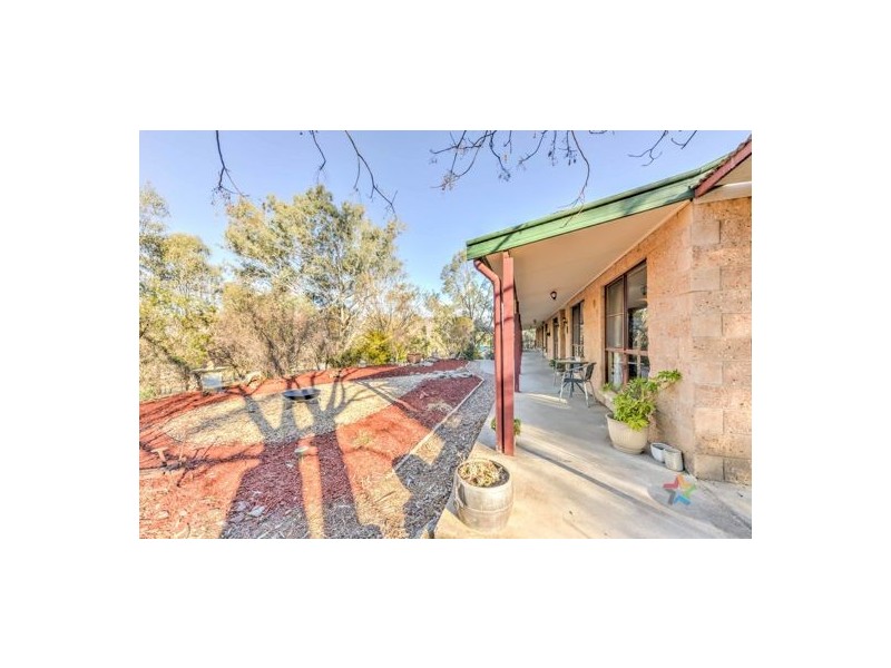 185 Sandy Road, Kootingal NSW 2352
